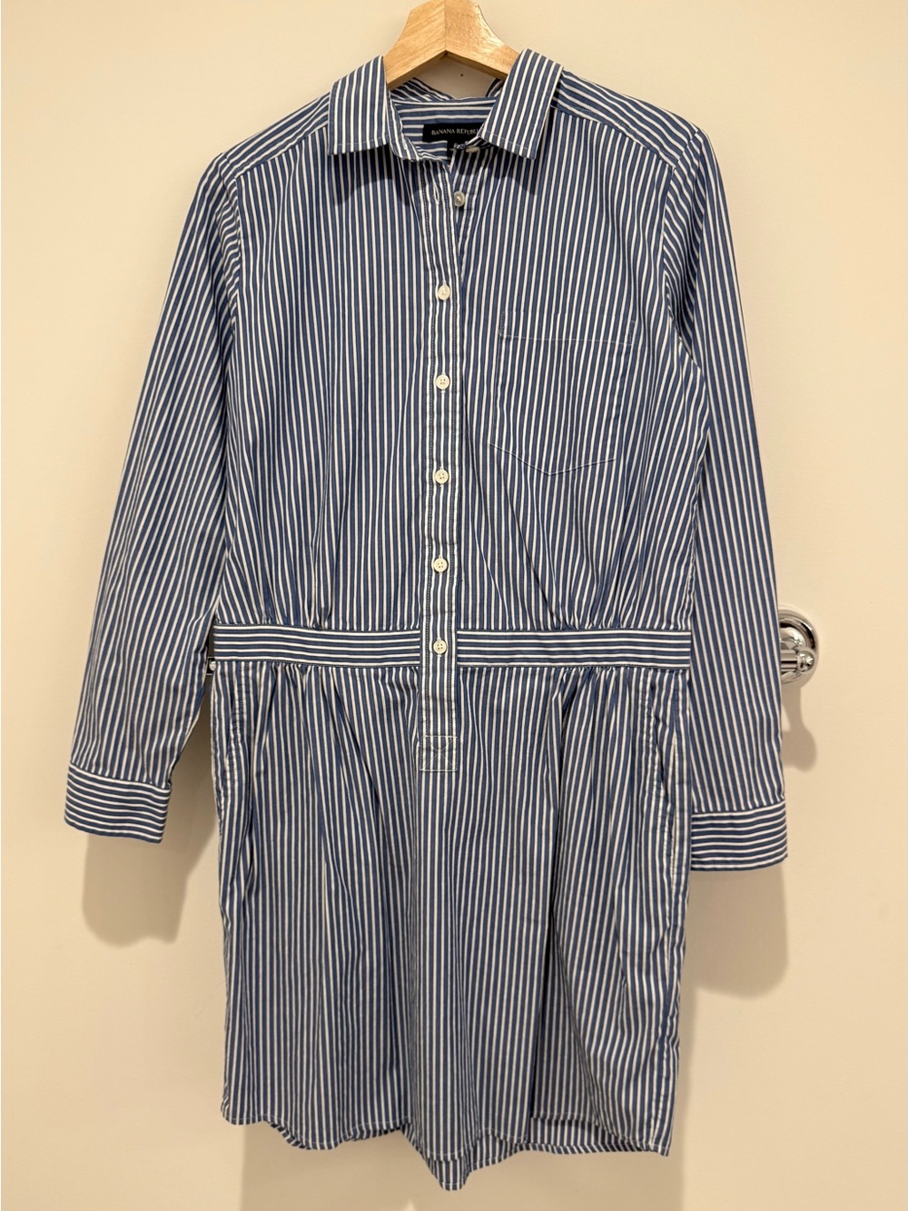Banana Republic Blue and White Stipe Shirt Dress Menswear Business Casual Size 6